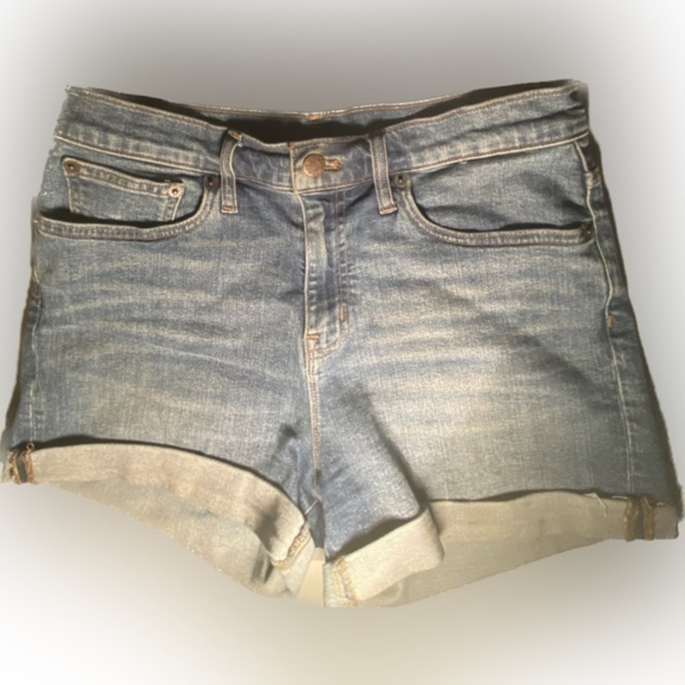 J Crew Women's Size 26 high rise Denim Short Shorts Blue Regular Cotton.